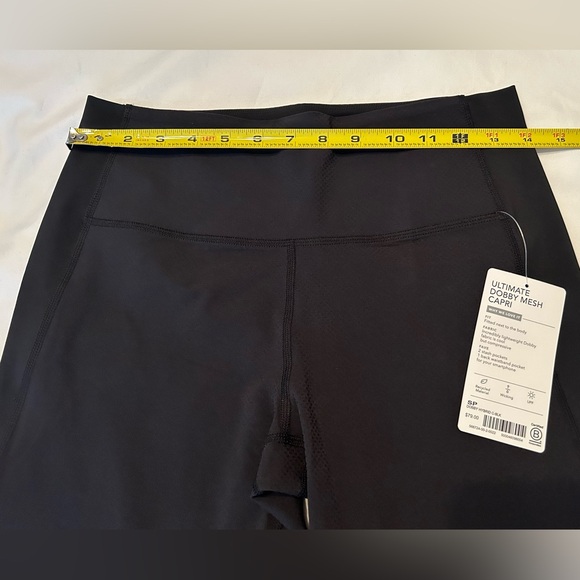 Athleta Ultimate Dobby Mesh Capri Size SP Black NWT - Picture 7 of 11